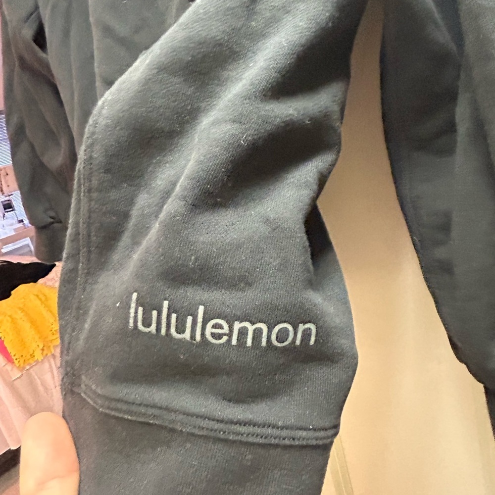 Lululemon Crew Neck Sweatshirt